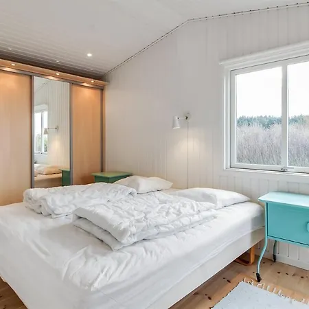 Hjorring Holiday 40 度假居 *