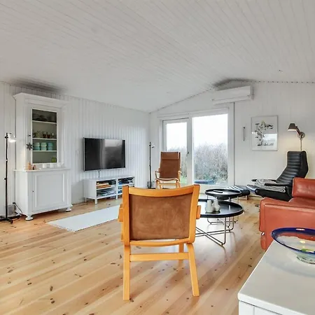 Hjorring Holiday 40 度假居 *